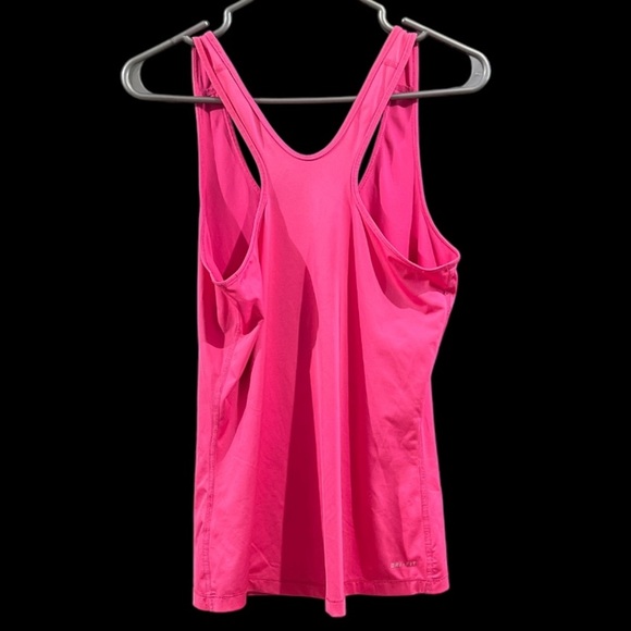 Nike Pro Sleeveless Exercise Top - Size Medium - Picture 3 of 4